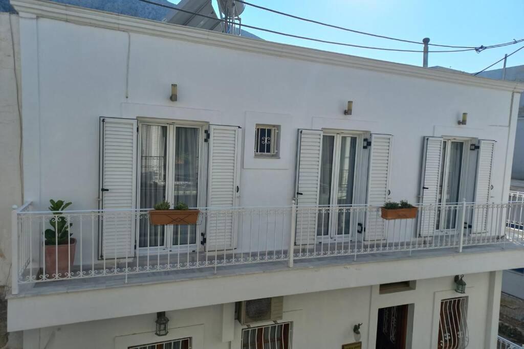 Casa Bianca Apartment Kalymnos Town Exterior photo